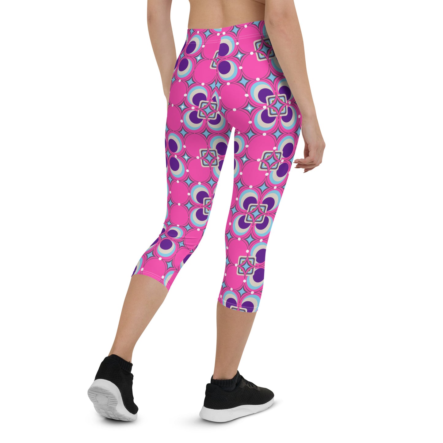 Retro Circles Capri Leggings