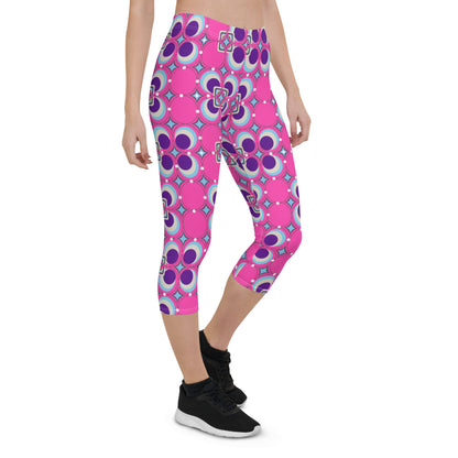 Retro Circles Capri Leggings